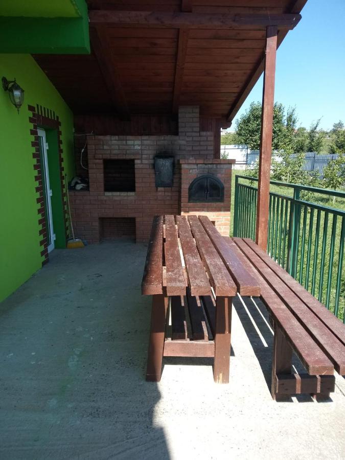 La Capra Vecinului Villa Oglinzi Exteriör bild